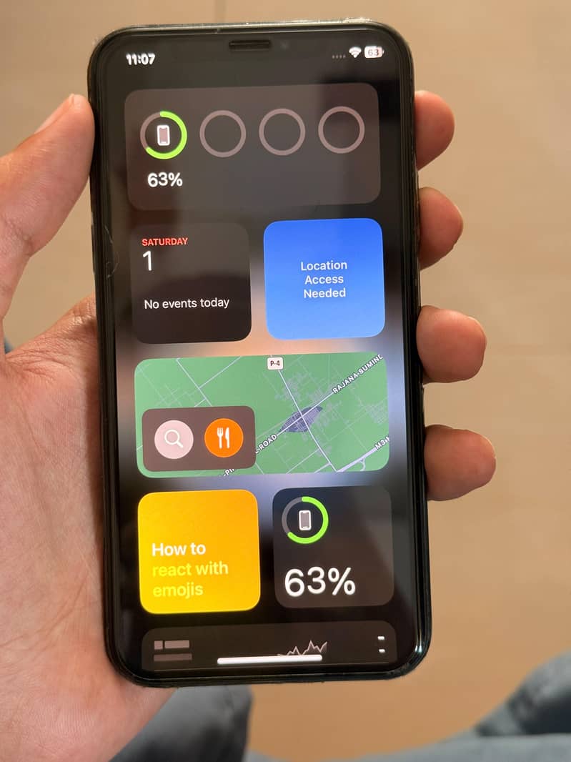 Apple iPhone XS 3