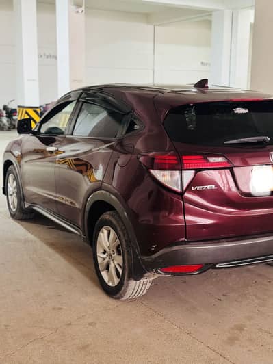 Honda Vezel 2015/2016 2 piece slightly Touchup