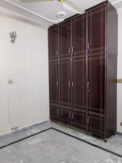 5 marla 1st floor for rent