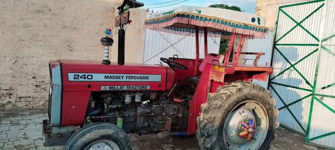 Massey fergusan 240