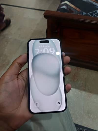 Apple iPhone 15