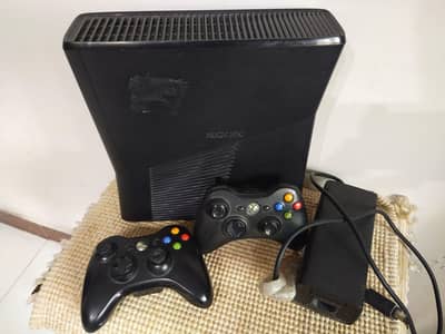 XBOX 360 250 GB