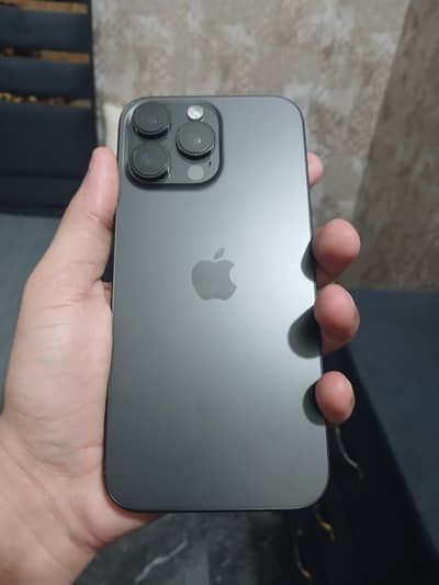 Apple iphone 16 pro max condition 10/9 factory unlock