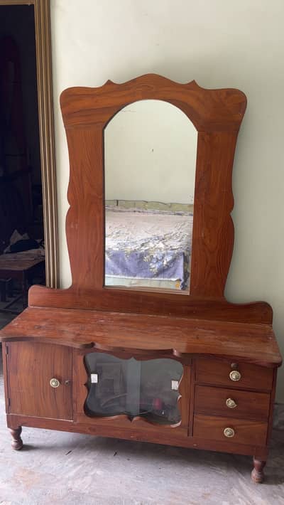 Dressing table for sale