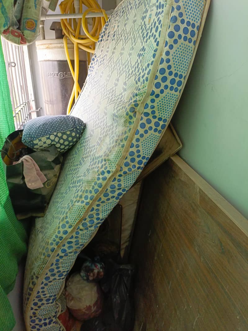 single bed wooden 2