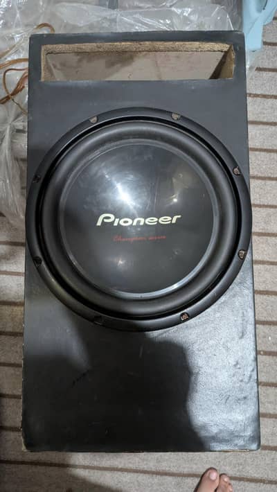 pioneer 12 inches subwoofer with box