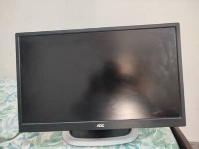24" LCD/LED Monitor with built in speakers