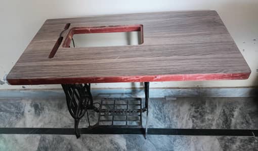 Menual treadle Sewing Machine