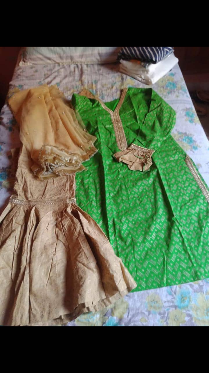 small to medium 7
