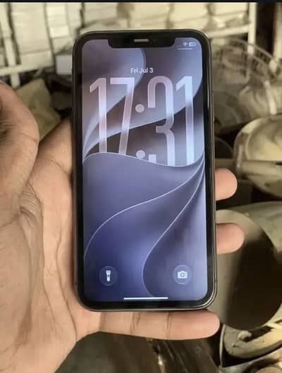 Apple iPhone 11