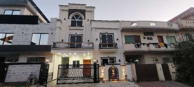30/60 (Aprox 8 Marla) Brand New House Available For Sale in G-14-4 Rent value 2 Lakh