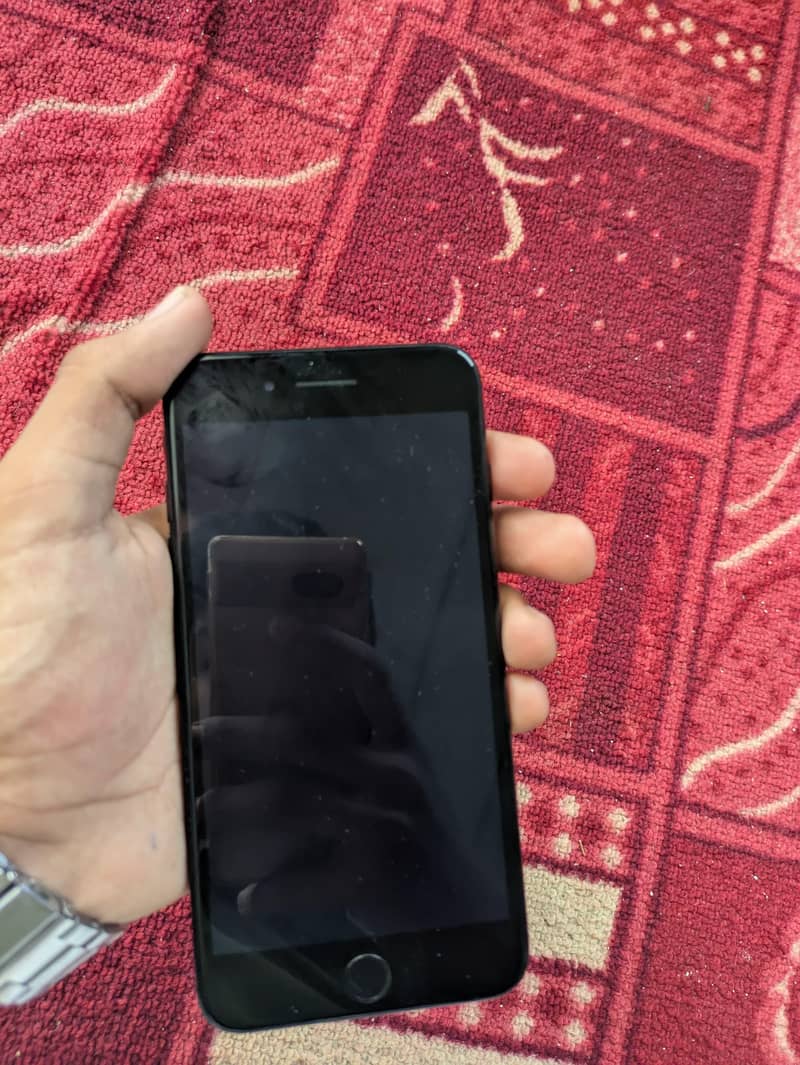 Apple iPhone 7 Plus 0