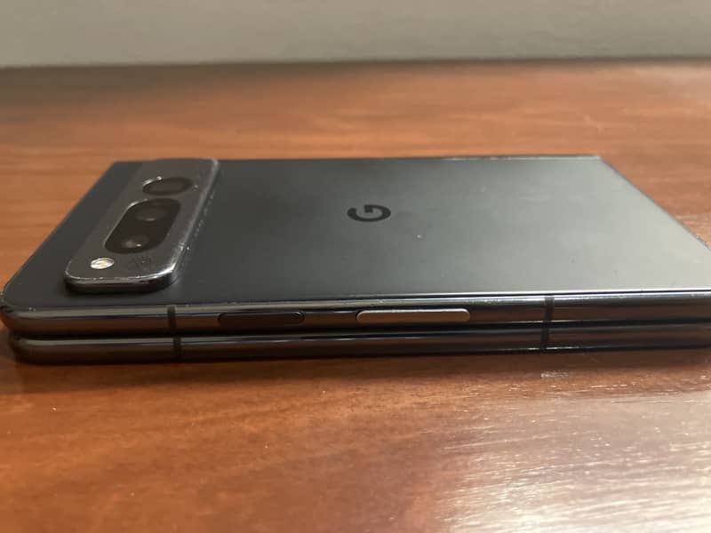 Google Pixel Fold 2
