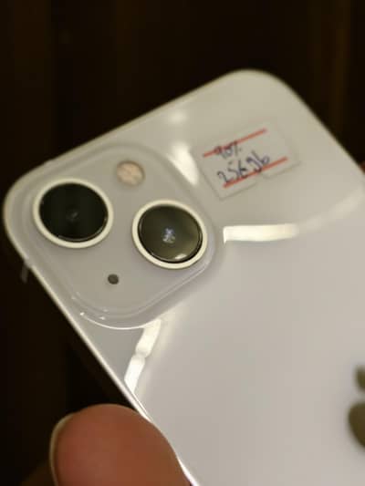 Apple iPhone 13 jv