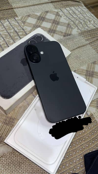 Apple iPhone 16