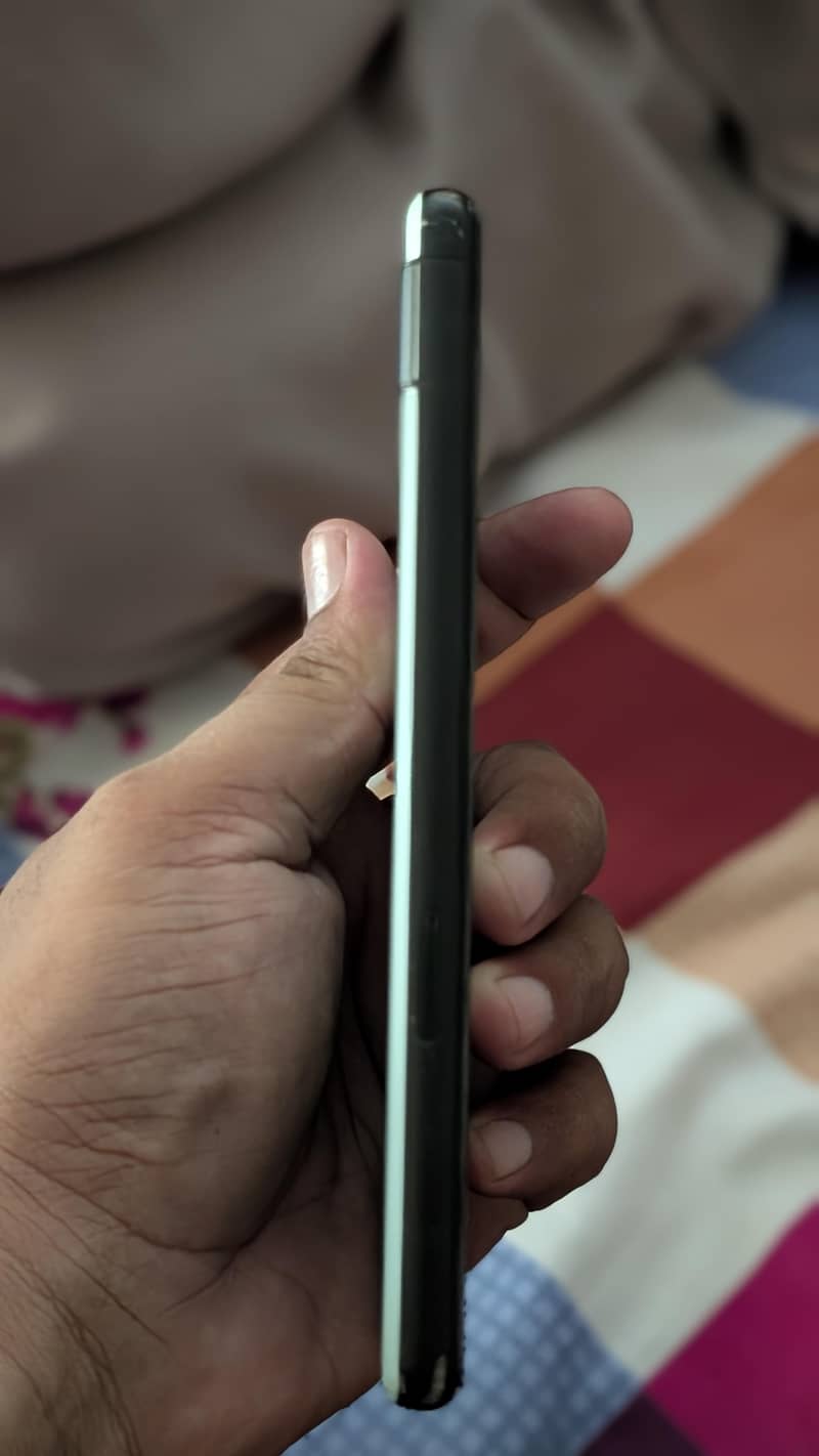 Google Pixel 6a 3