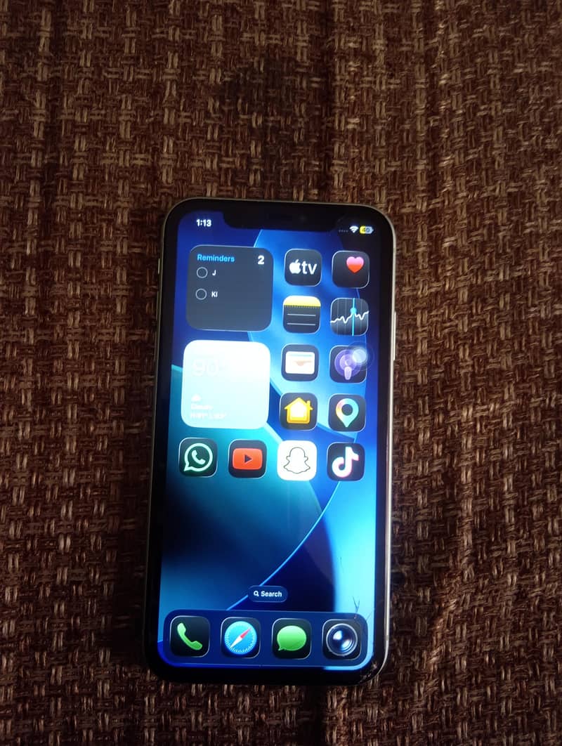 Apple iPhone 11 3