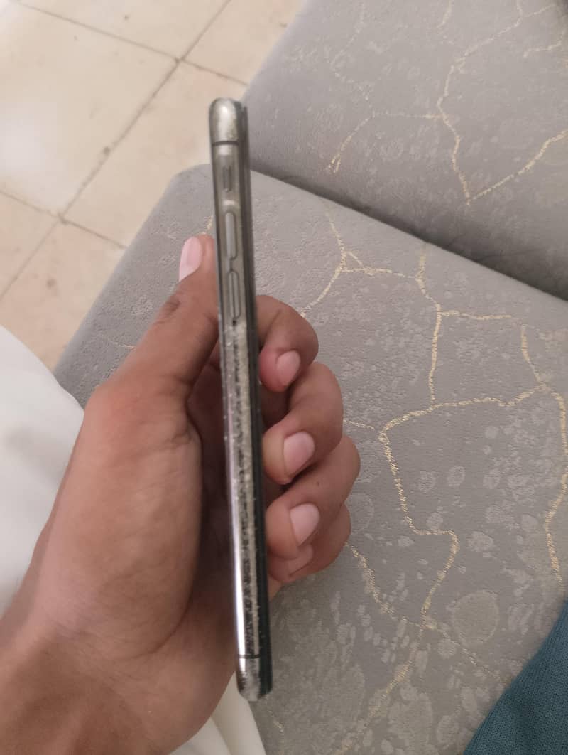 Apple iPhone X 1