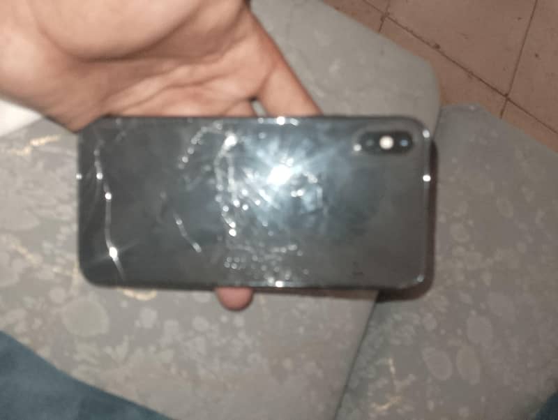 Apple iPhone X 5