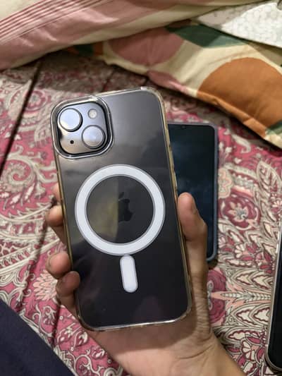 Apple iPhone 15