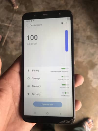 Samsung Mobile J8
