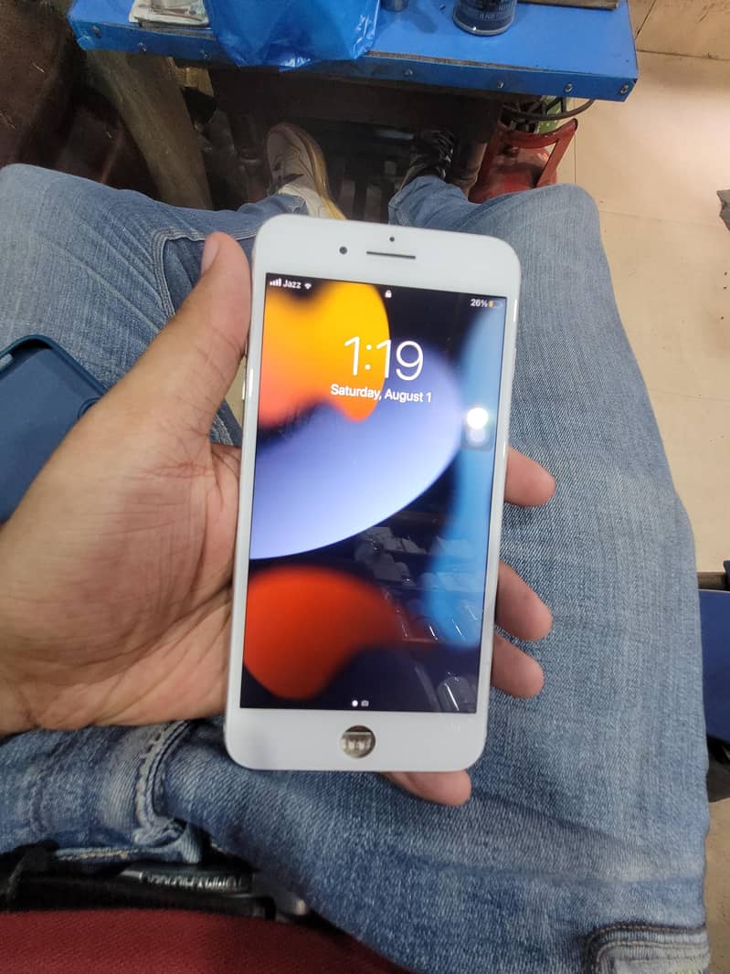 Apple iPhone 7 Plus 0