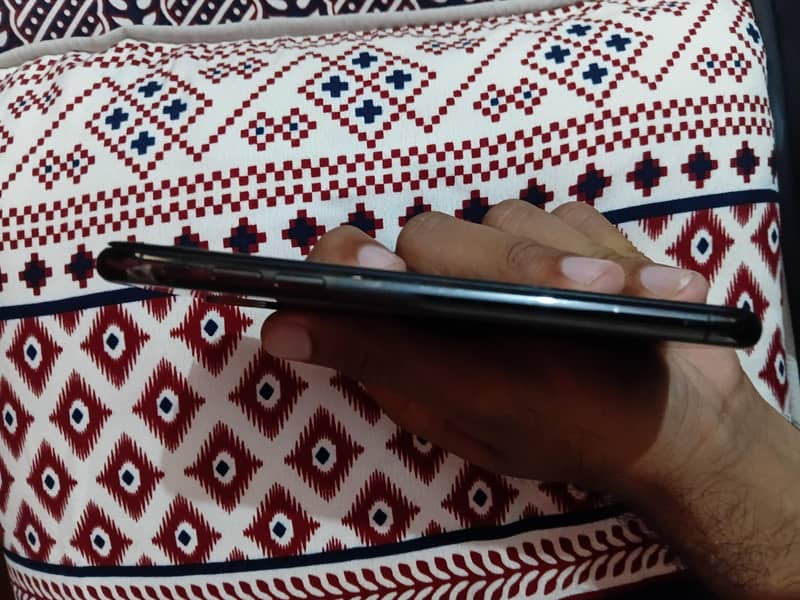 Apple iPhone X 1
