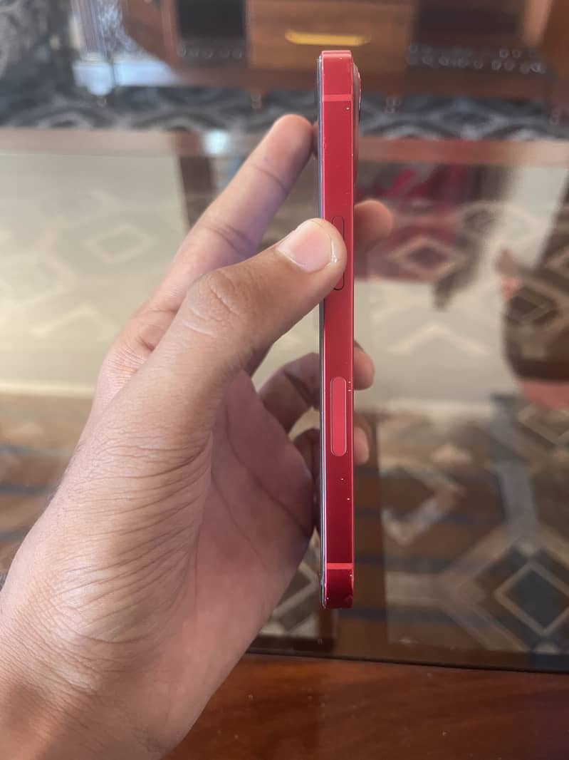 Apple iPhone 13 3
