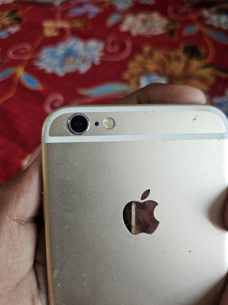 Apple iPhone 6S 4