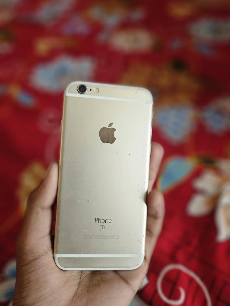 Apple iPhone 6S 9
