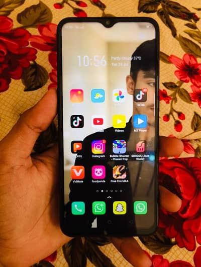 oppo a31 with box exchange possible with good phone payment Kar da ga