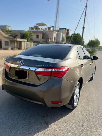 Toyota Corolla Altis 2016