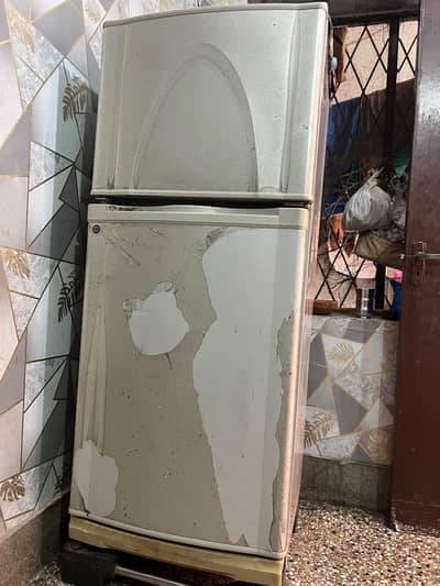 dawlance refrigerator