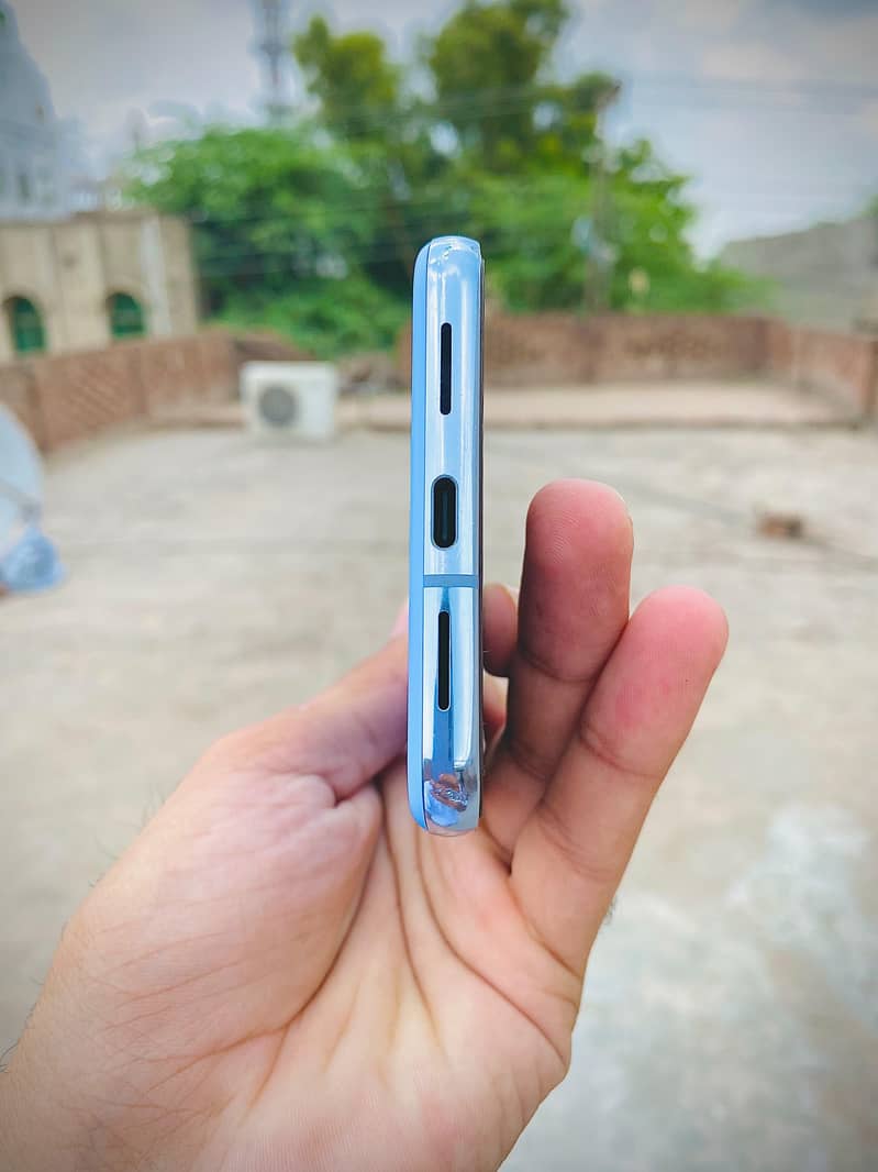 Google Pixel 8 Pro 2