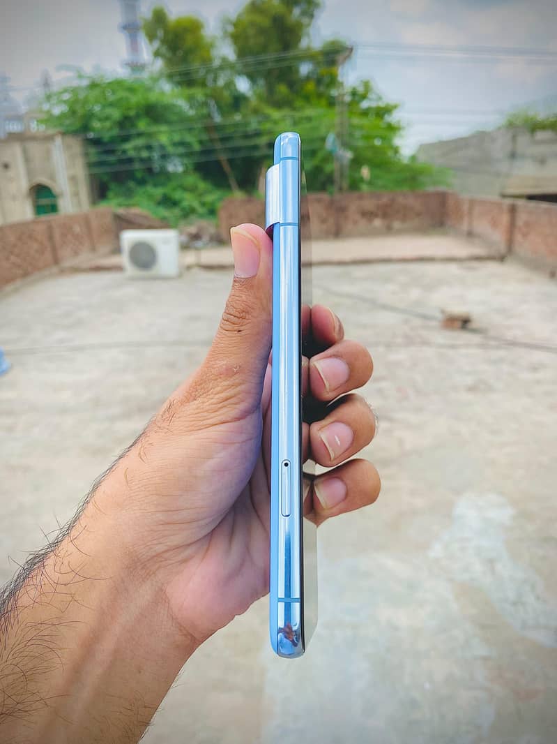 Google Pixel 8 Pro 4