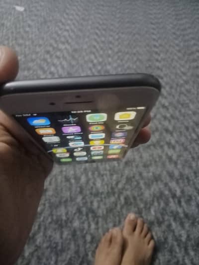 Apple iPhone 8