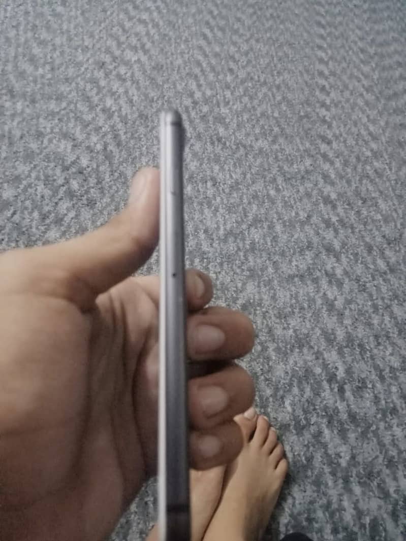 Apple iPhone 8 2