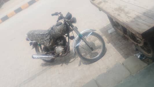 unique 125 2016