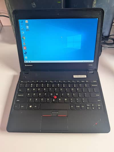 Lenovo Thinkpad X140e Laptop