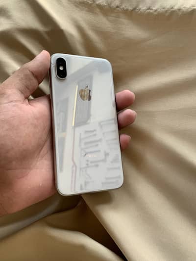 iphone x  watsapp 03024469800