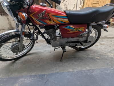 I am selling my 125 bike