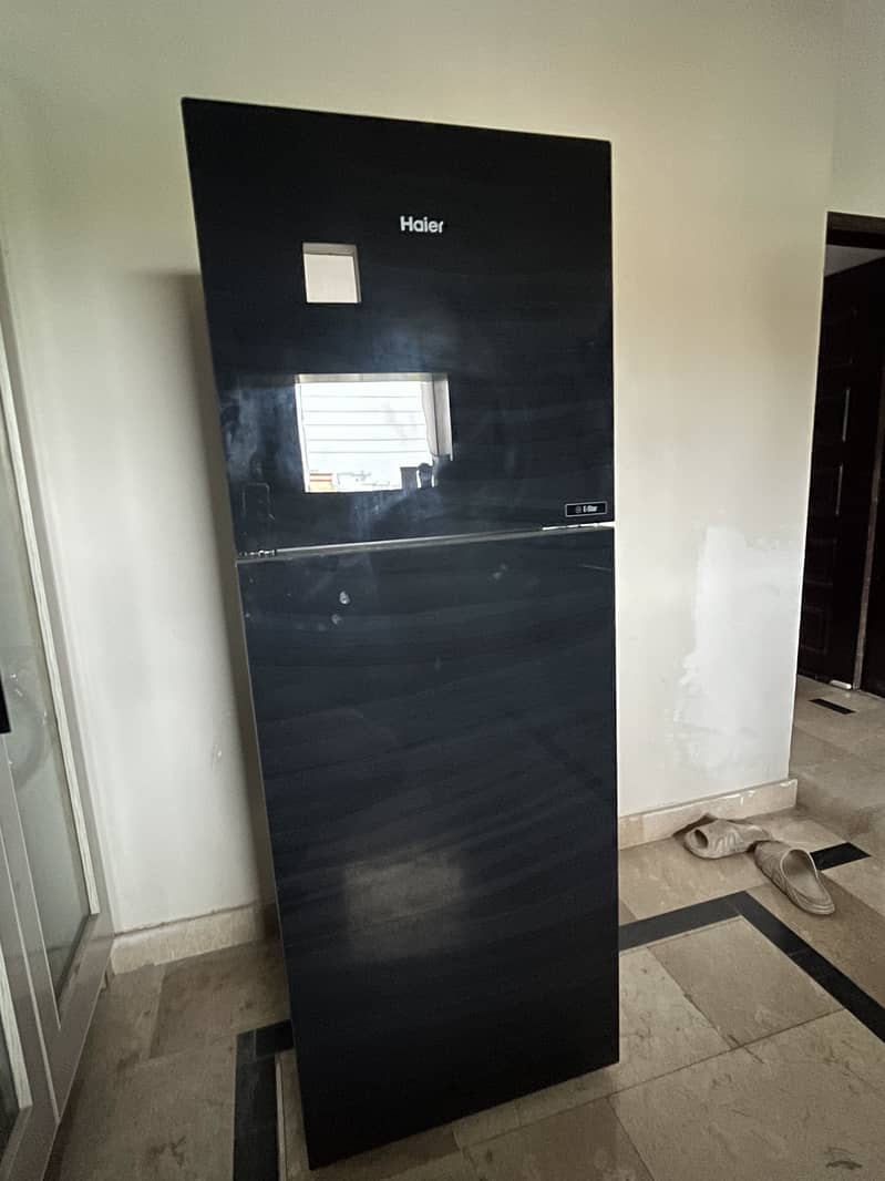 Refrigerator 0