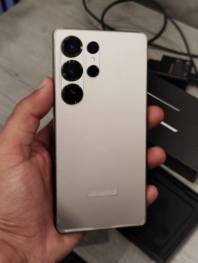 Samsung Mobile S25 Ultra | 5 months+ warranty