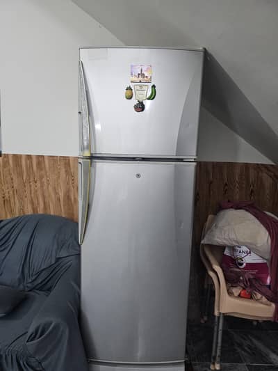 Dawlance Fridge for Sale – Excellent Working Condition