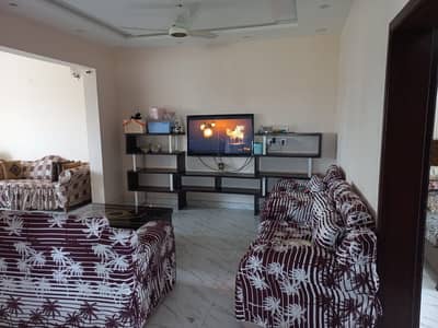 10 Marla Upper Portion for Rent in Khayaban-e-Amin | 2 Bed | Spacious Terrace