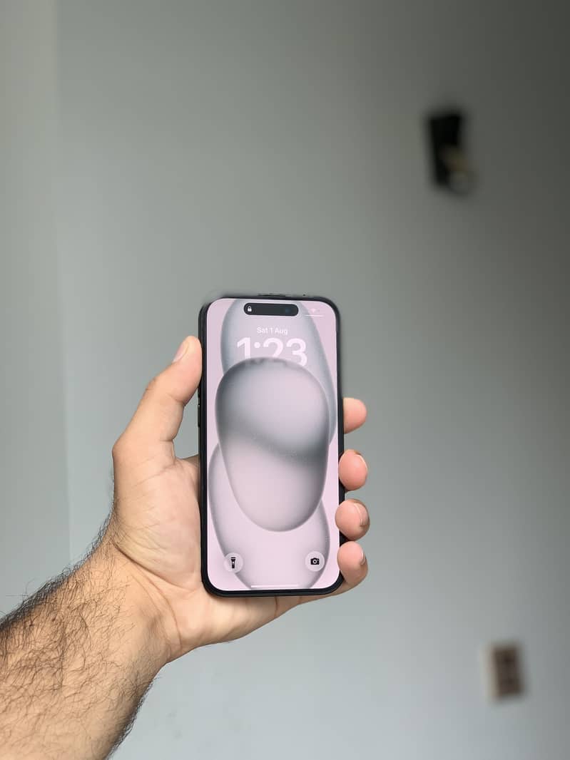 Apple iPhone 15 1
