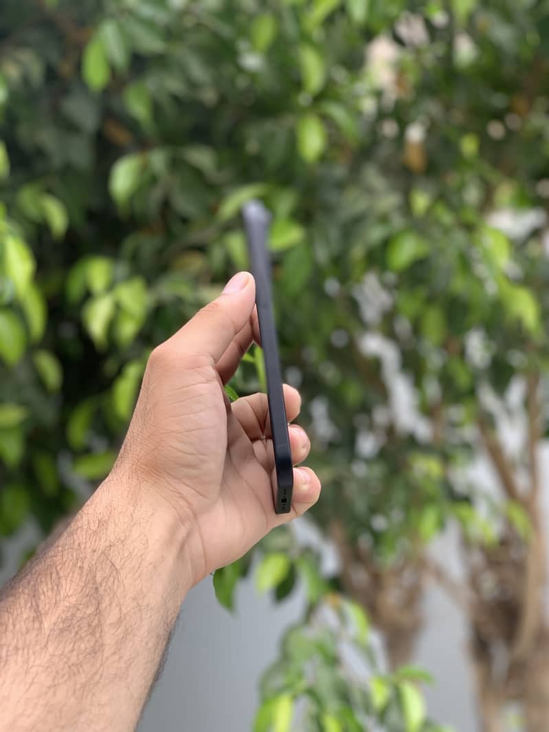 Apple iPhone 15 6