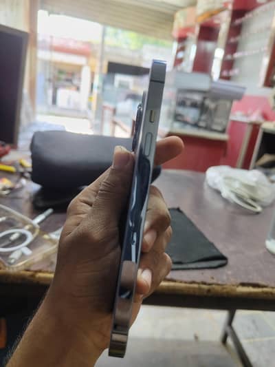 Apple iPhone 13 Pro