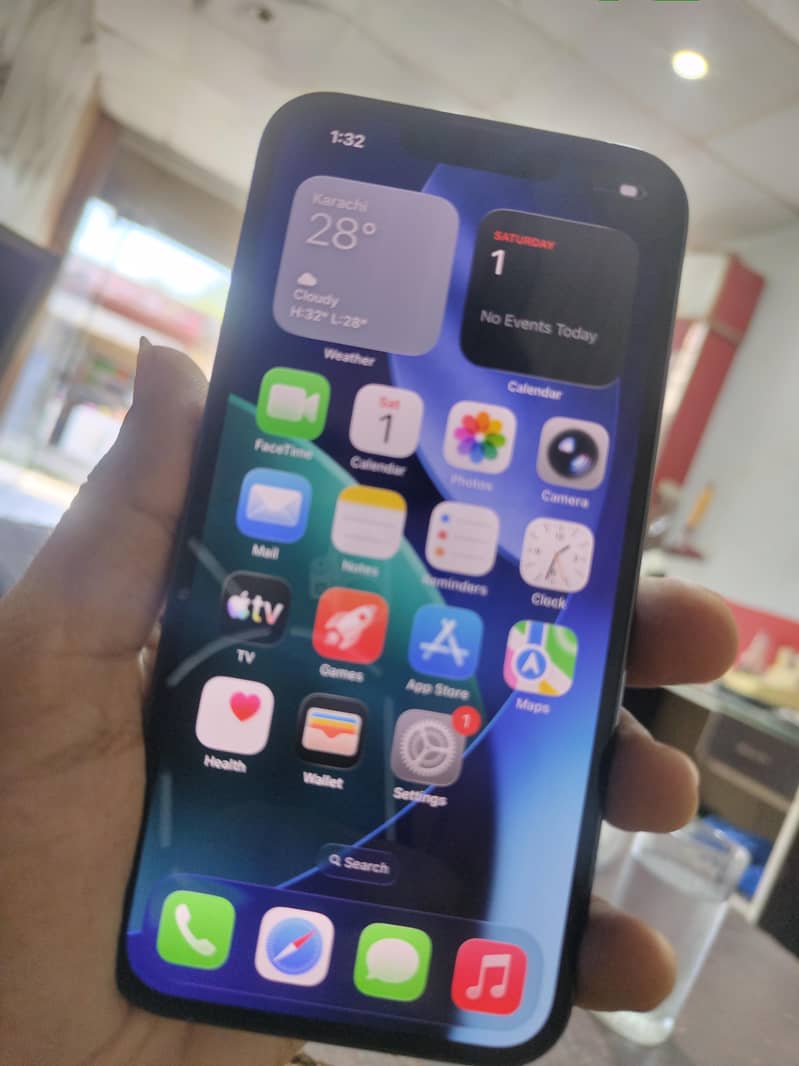 Apple iPhone 13 Pro 2