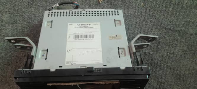 Original Clarion Car Stereo / Infotainment Head Unit (Genuine)